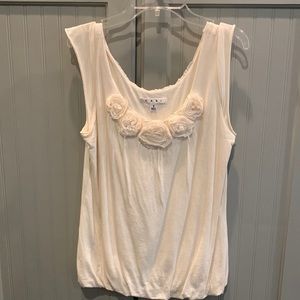 Cabi cap sleeve  tank with rosettes- size small